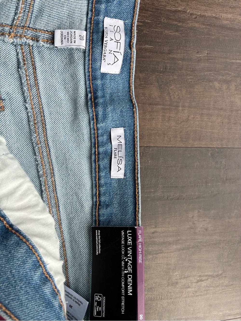 Sofia Jeans by Sofia Vergara Melisa High-Rise Flare Jeans Size 20 NWT Y2K - Picture 3 of 4